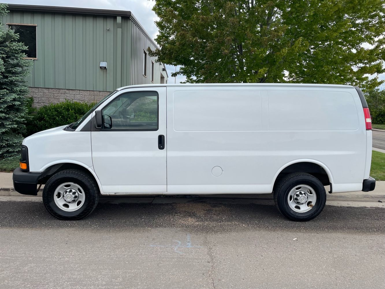 chevrolet express cargo 2010 1GCZGFBA4A1140608 image chevrolet express cargo 2010 1GCZGFBA4A1140608 image